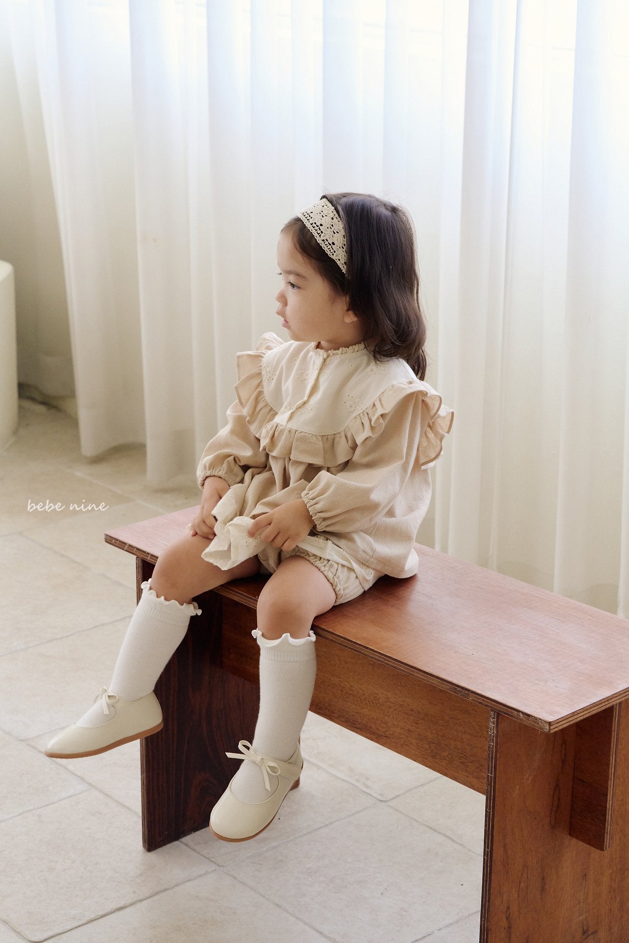 ［bebenine］Nine Frill Knee Socks