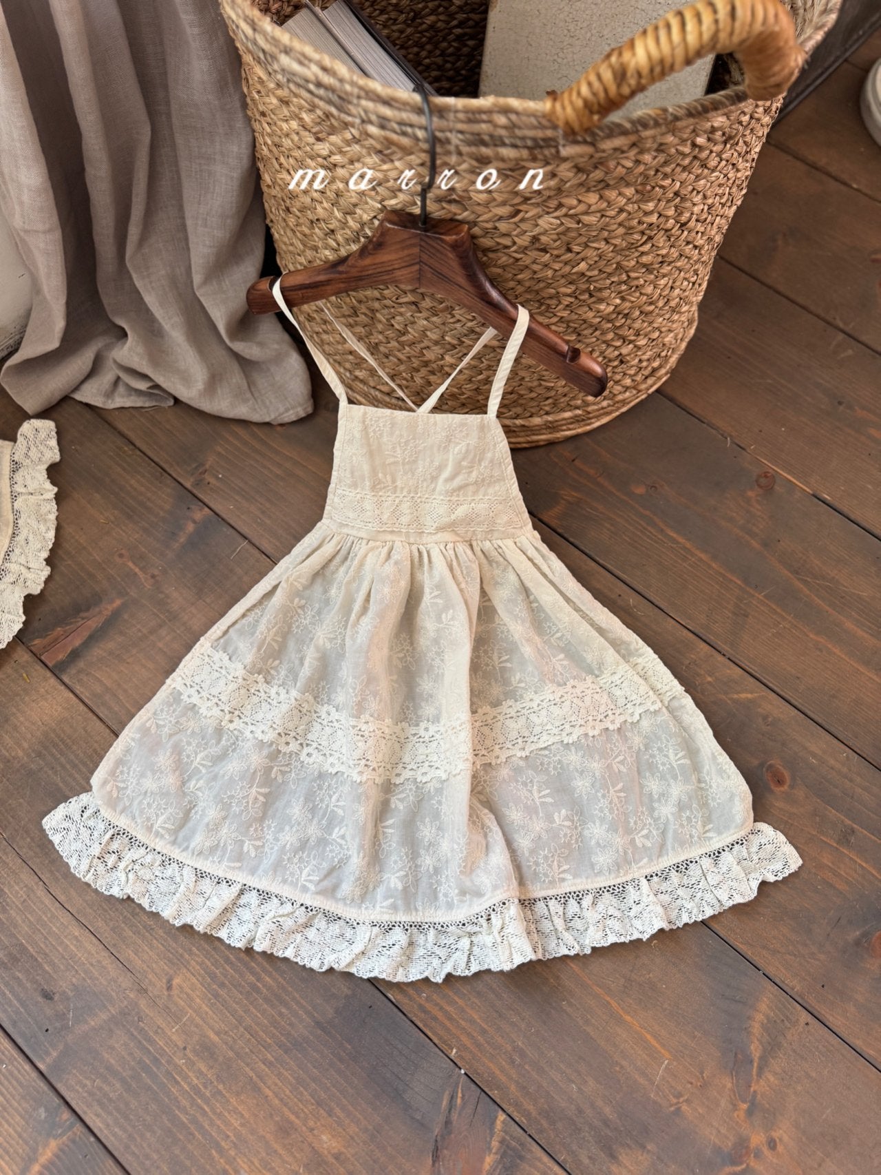 ［marron］Lace long apron
