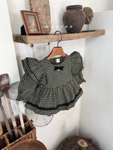 ［marron］Tree check ribbon rompers