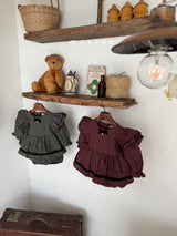 ［marron］Tree check ribbon rompers