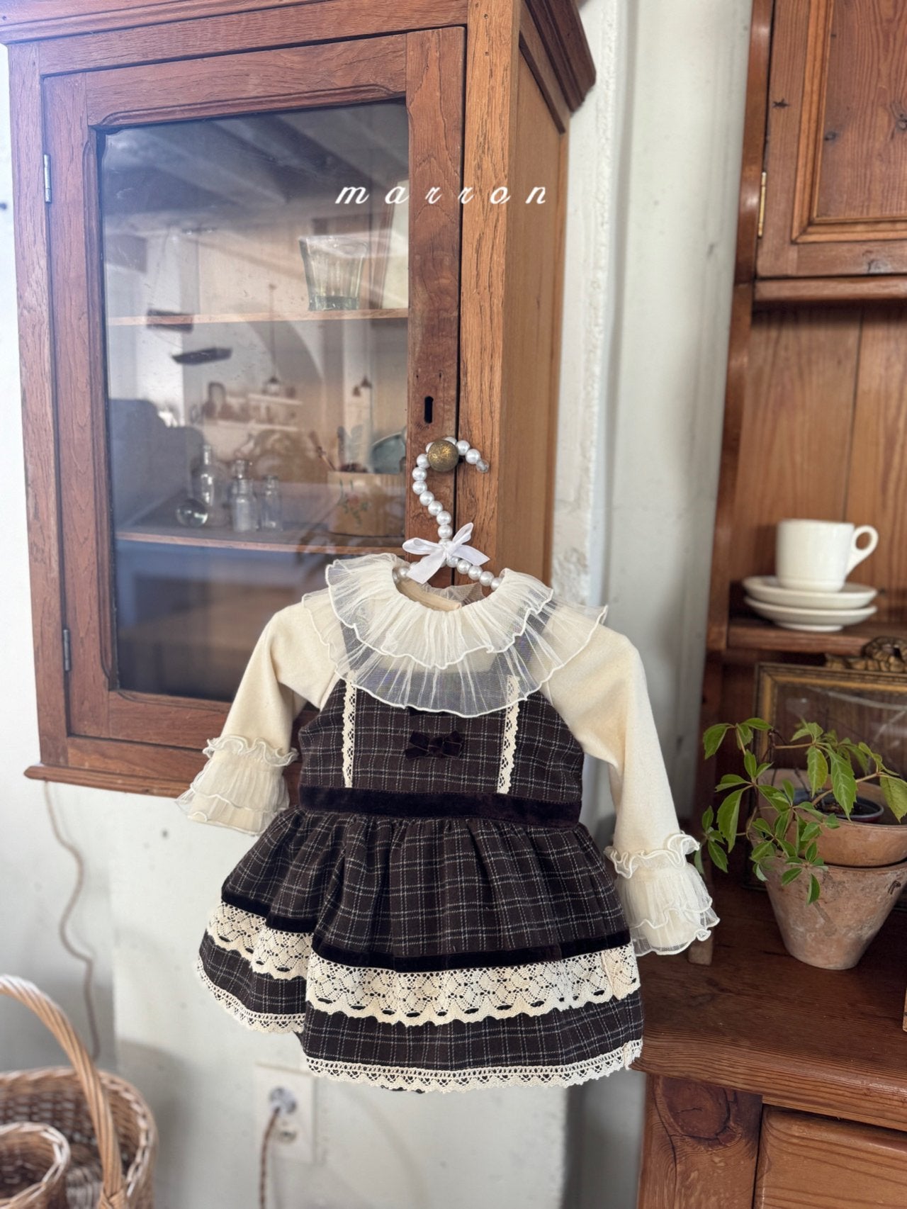 ［marron］Buruni check ribbon rompers
