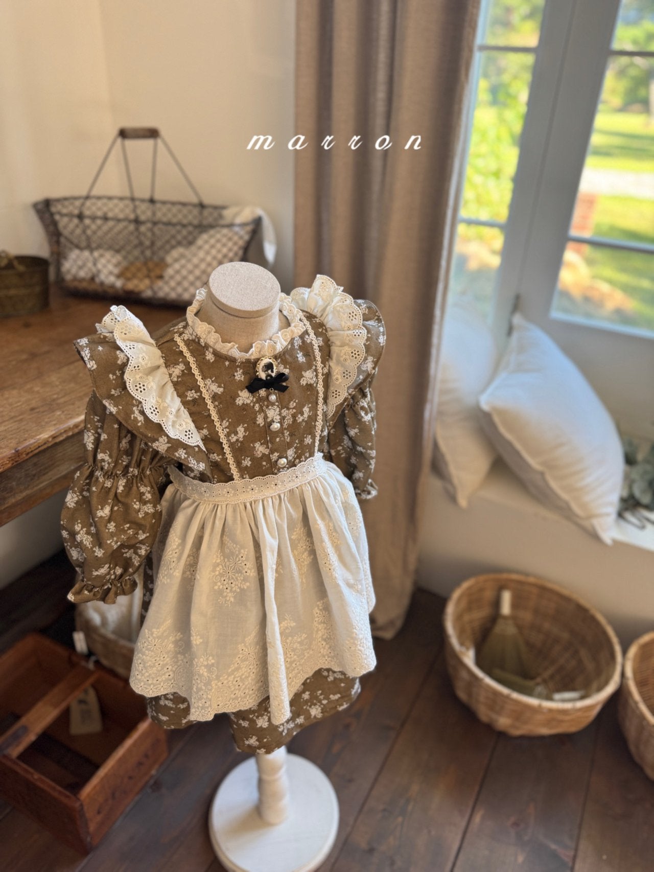 ［marron］Jullia apron