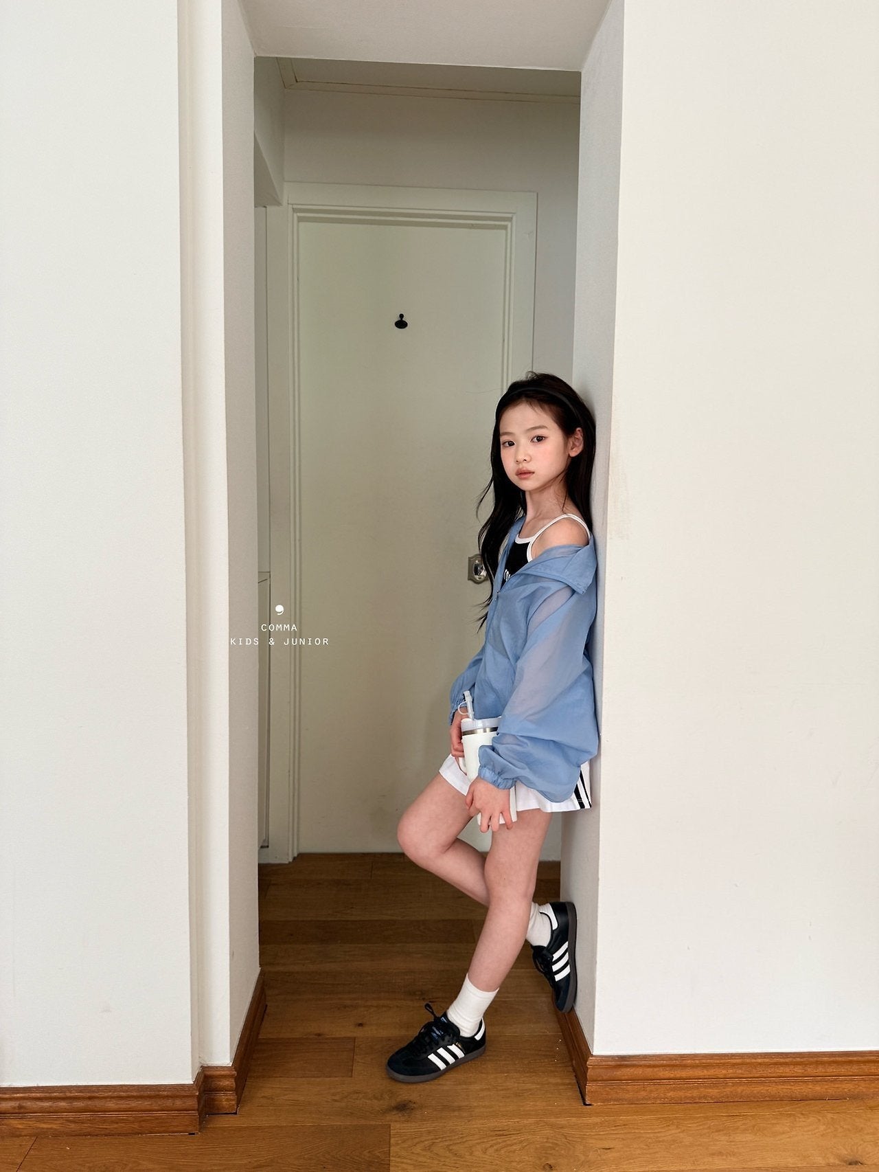 ［comma］Summer windbreaker