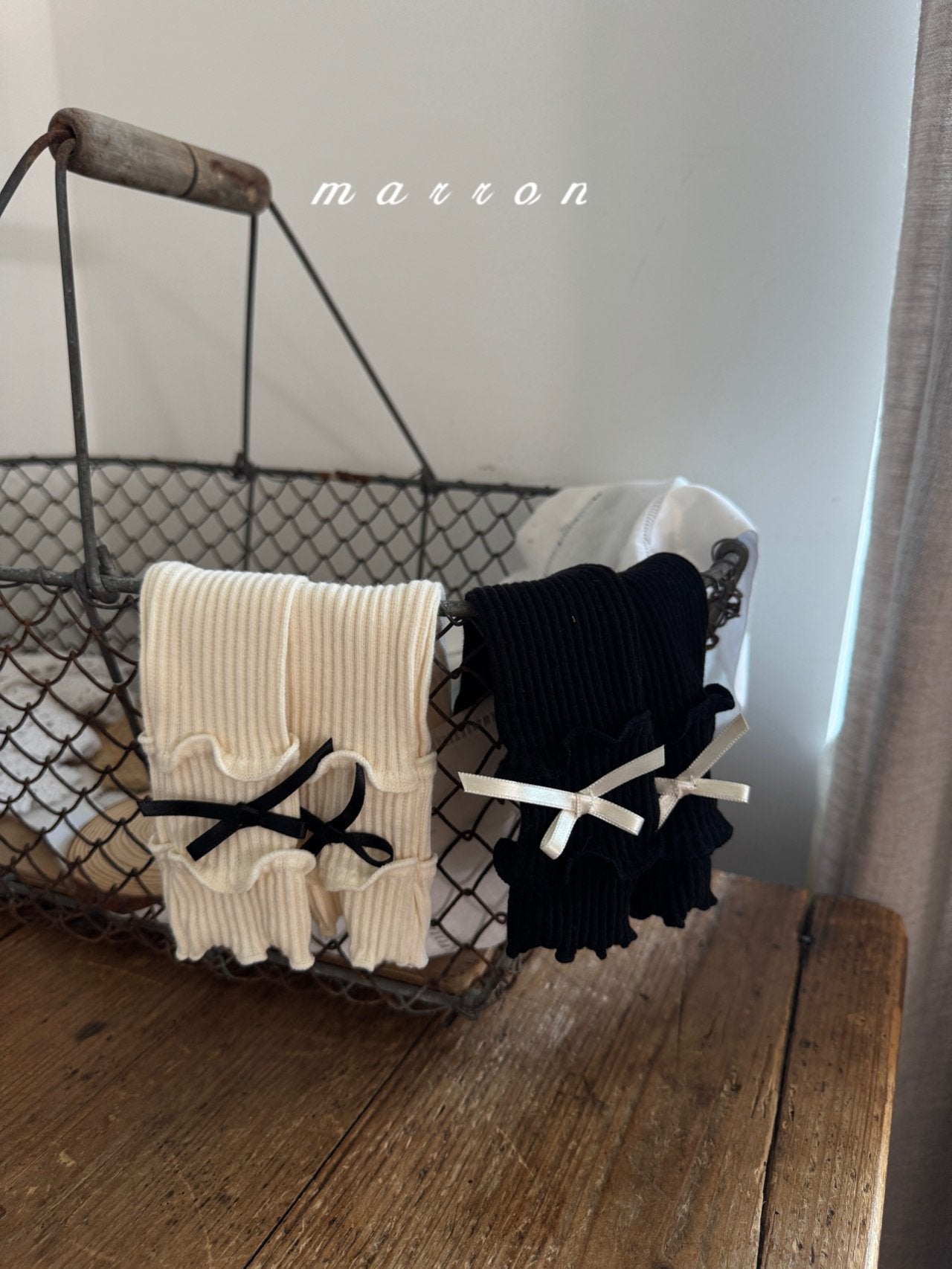 ［marron］Ribbon rib socks