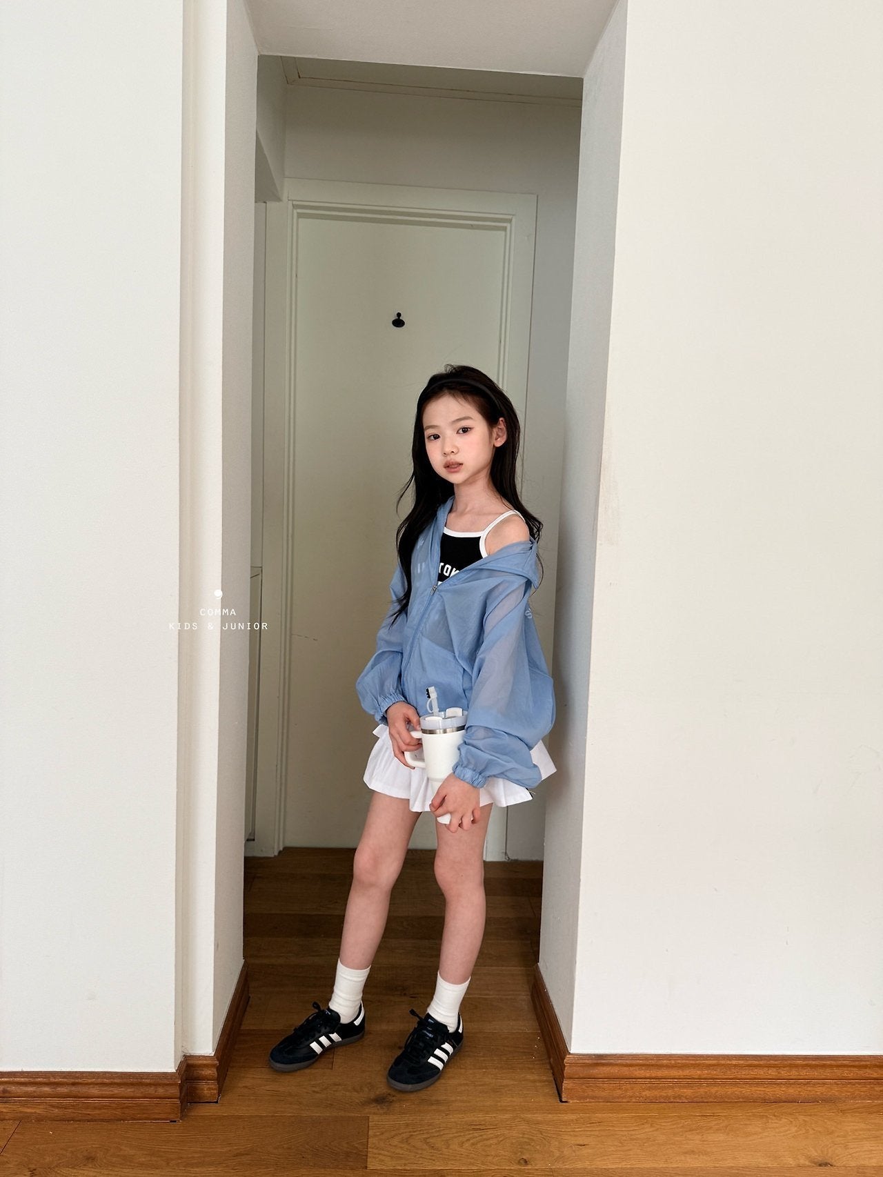 ［comma］Summer windbreaker