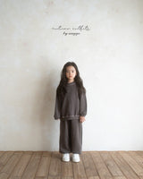 ［anggo］Cake sweatshirt