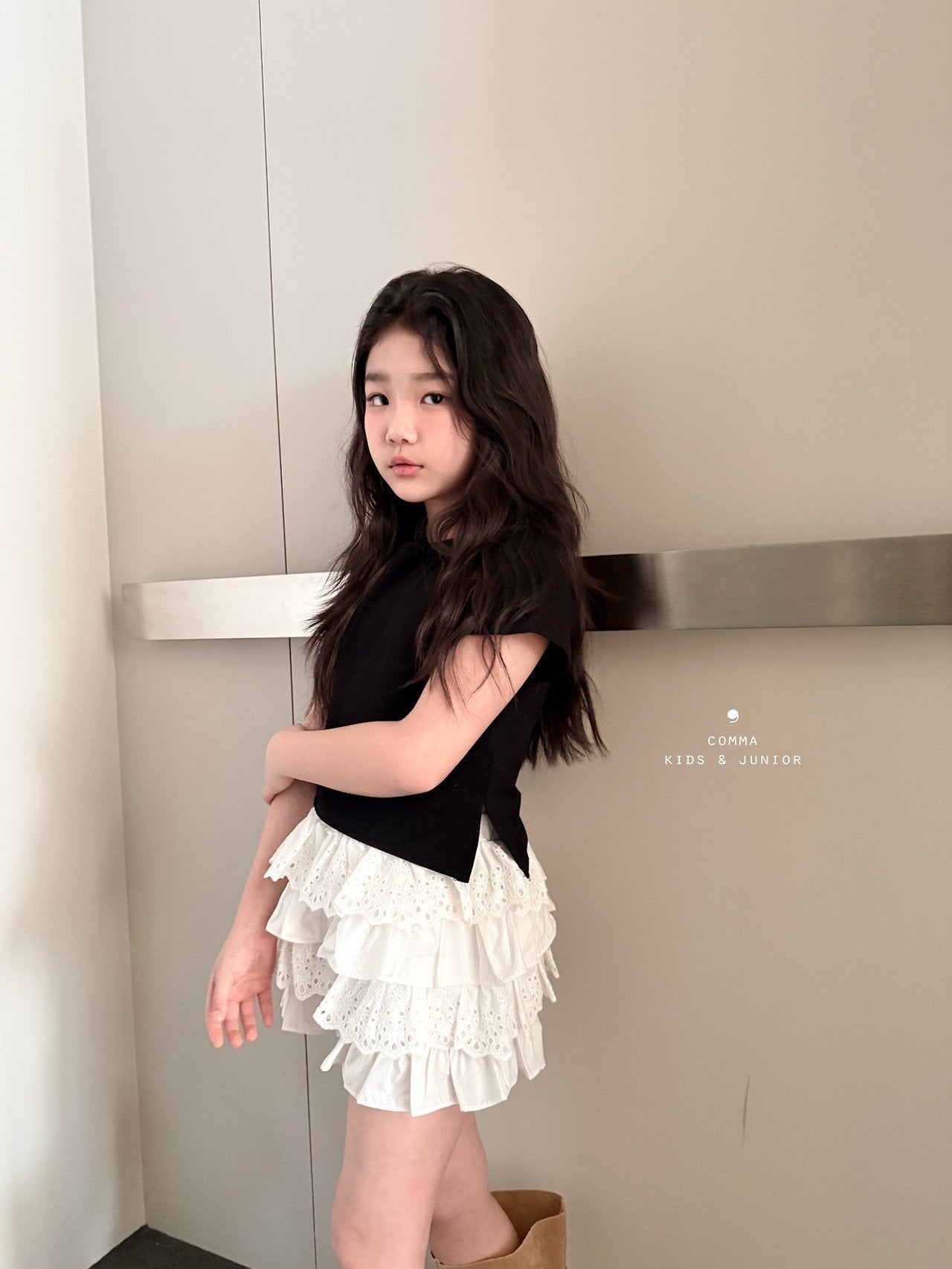 ［comma］Diagonal line tee