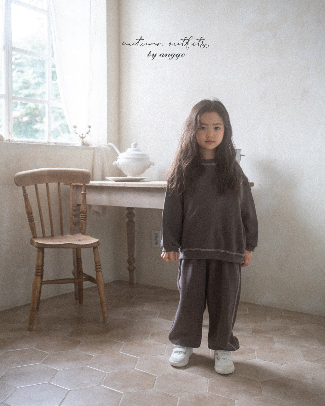 ［anggo］Cake sweatshirt