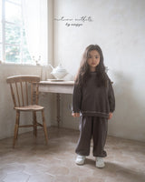 ［anggo］Cake sweatshirt