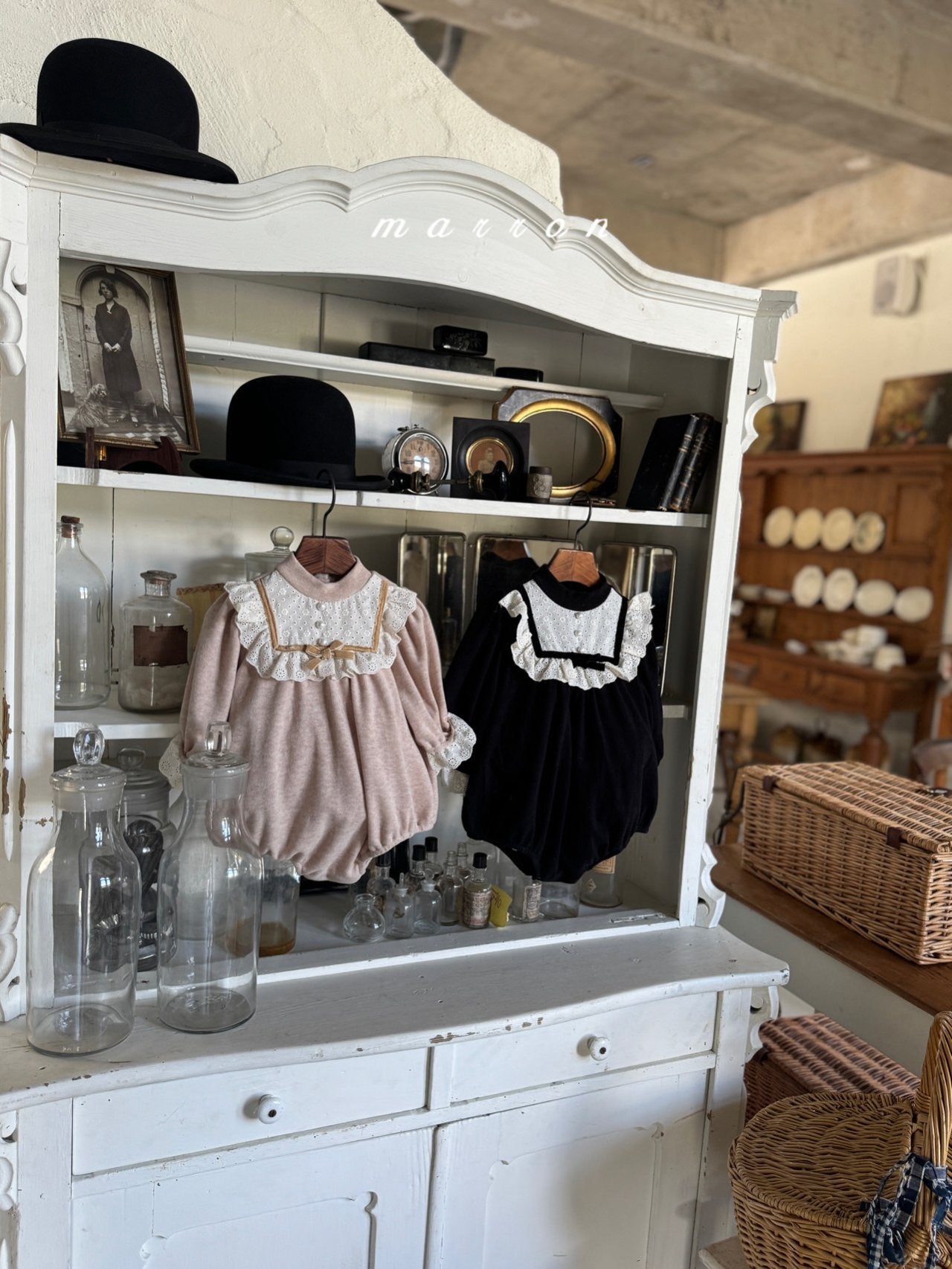 ［marron］Coco lace rompers