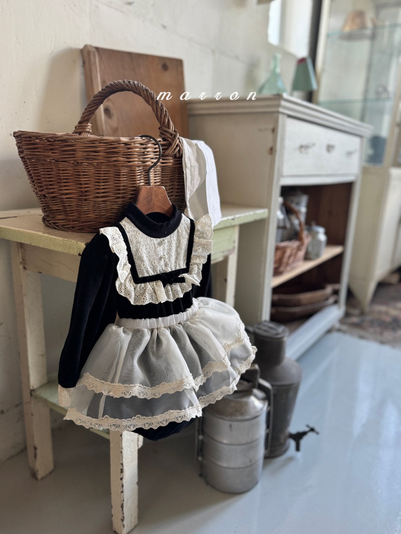 ［marron］Coco lace rompers