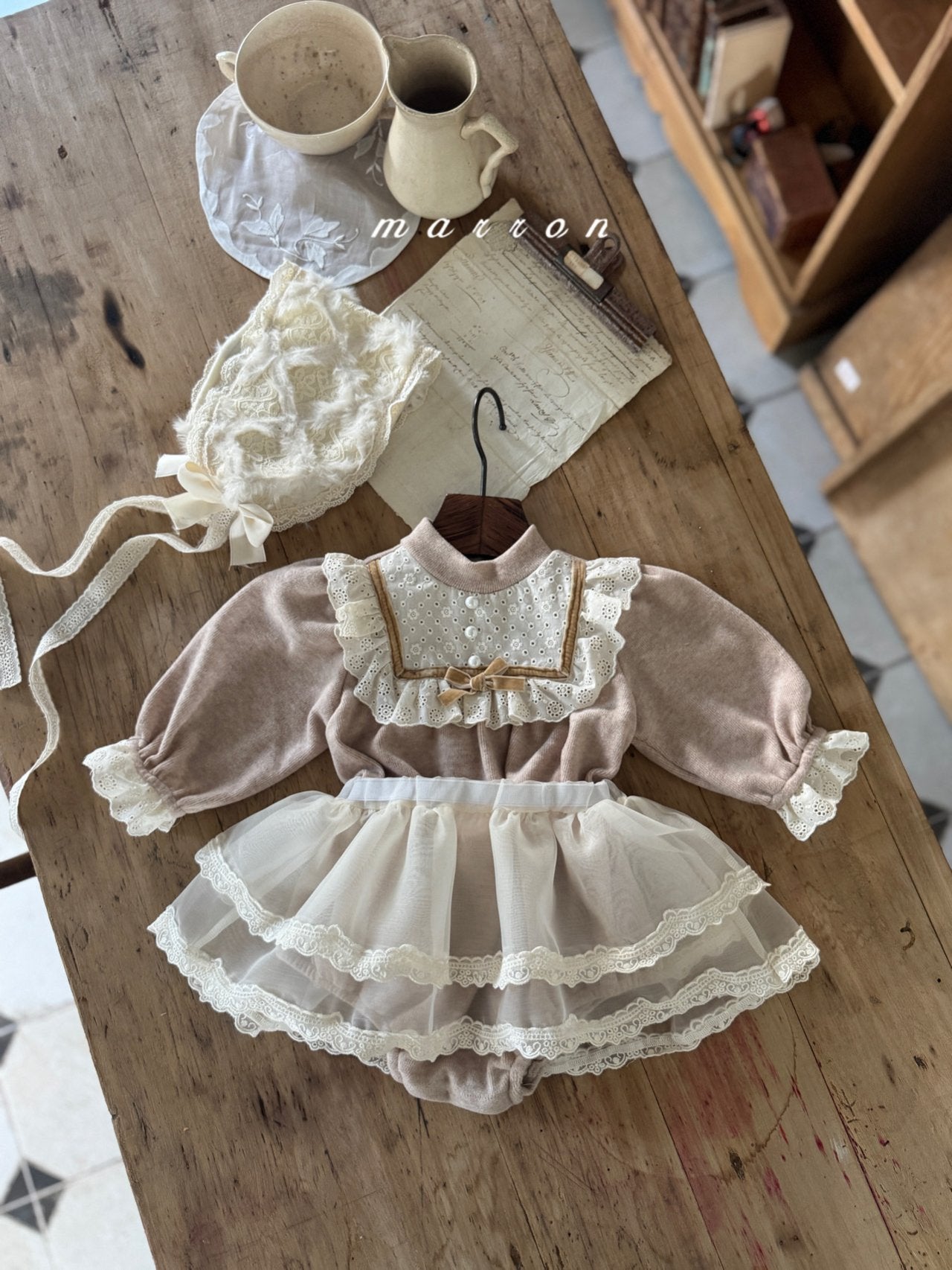 ［marron］Coco lace rompers