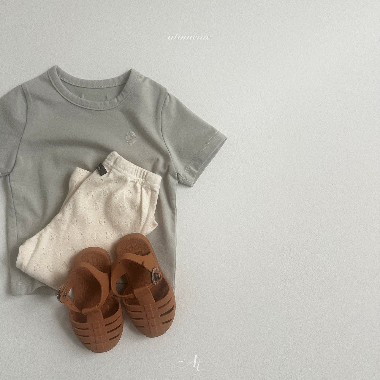 ［atomeme］Standard short-sleeved T-shirt