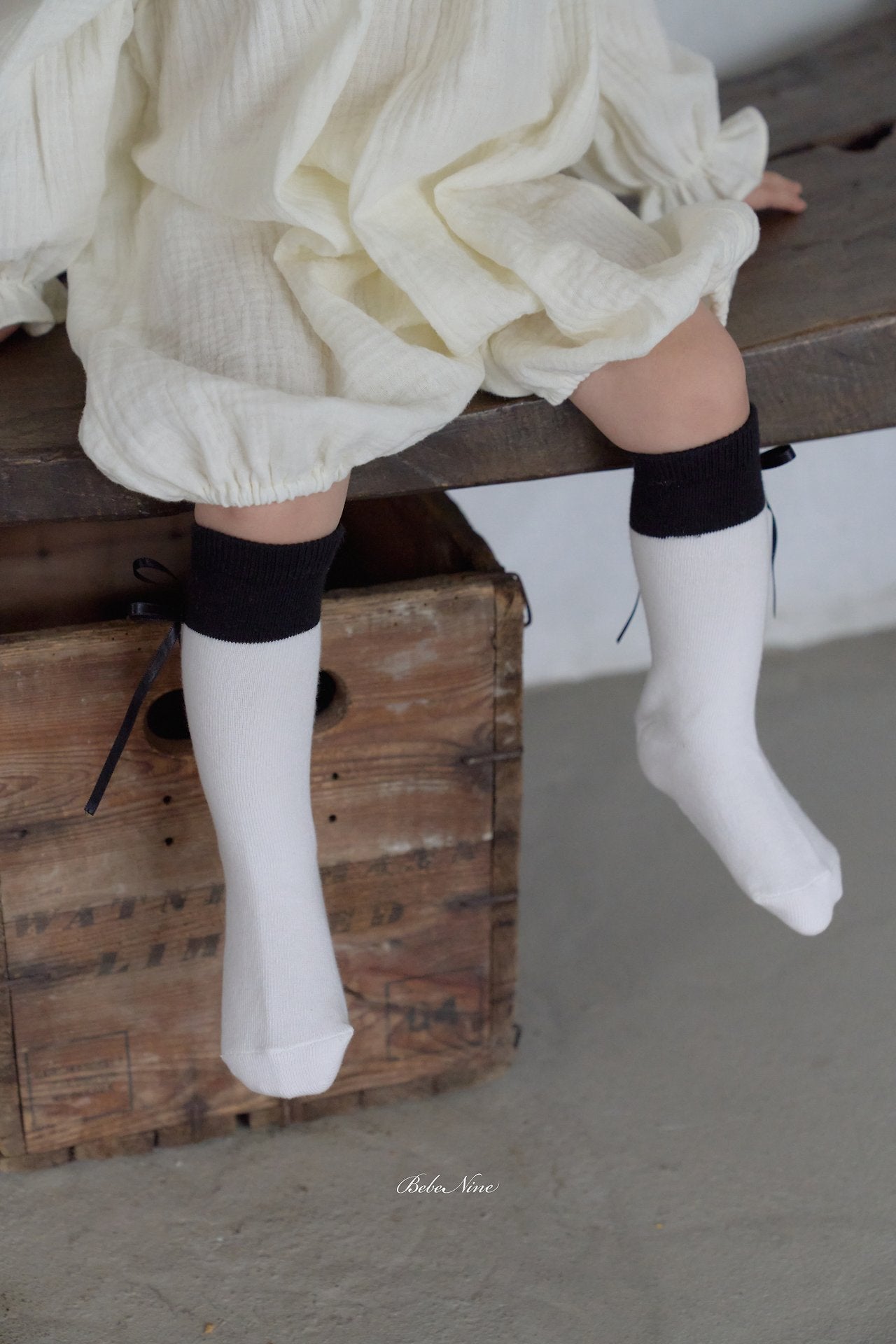 ［bebenine］Nine Ribbon Knee Socks Set