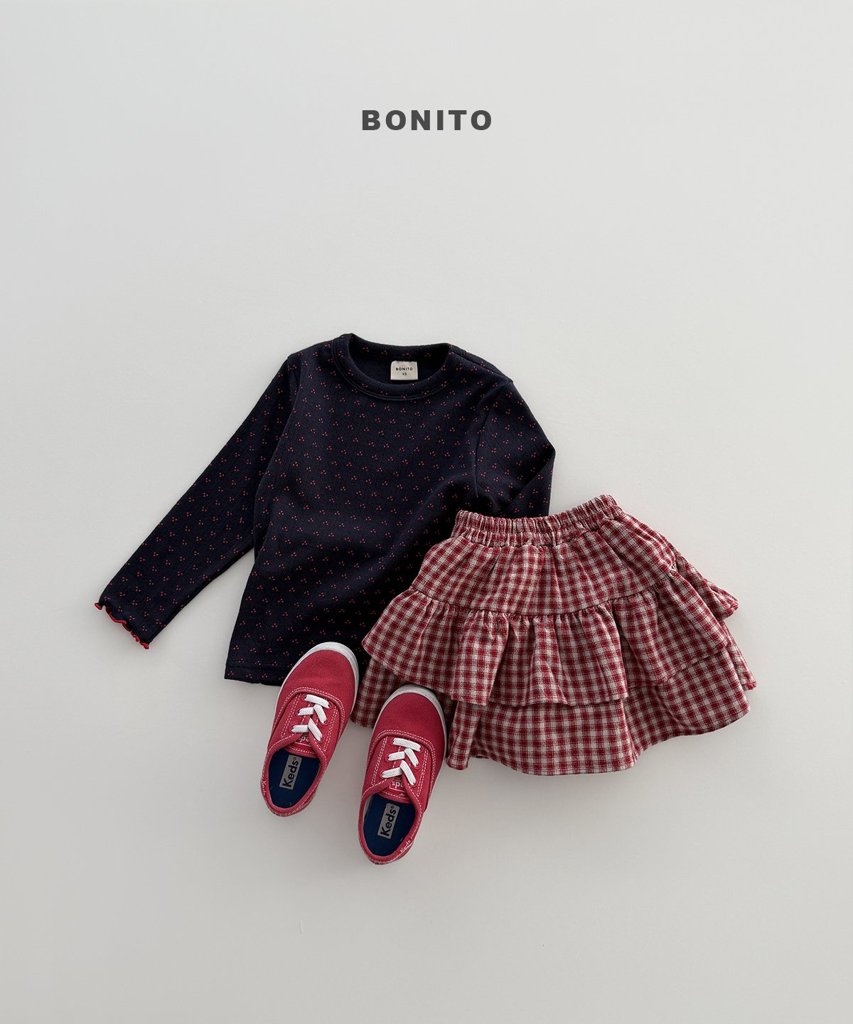 ［Bonito］Eyelet flower tee
