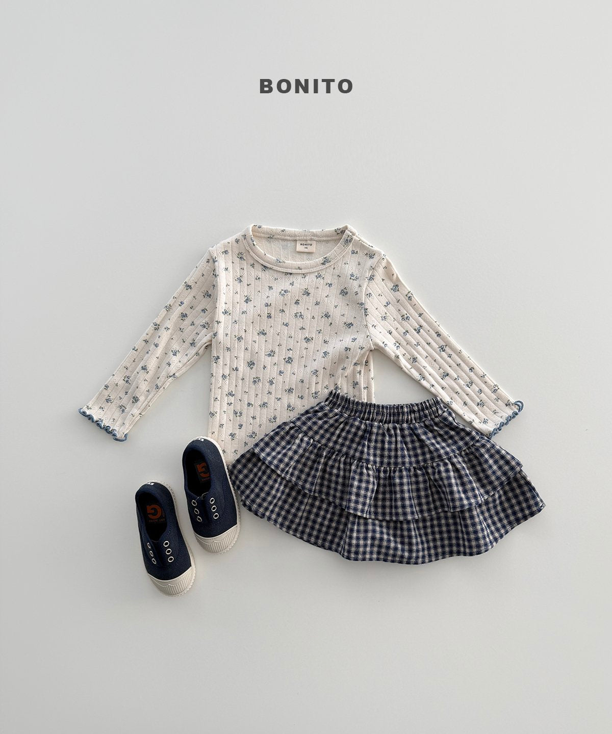 ［Bonito］Eyelet flower tee