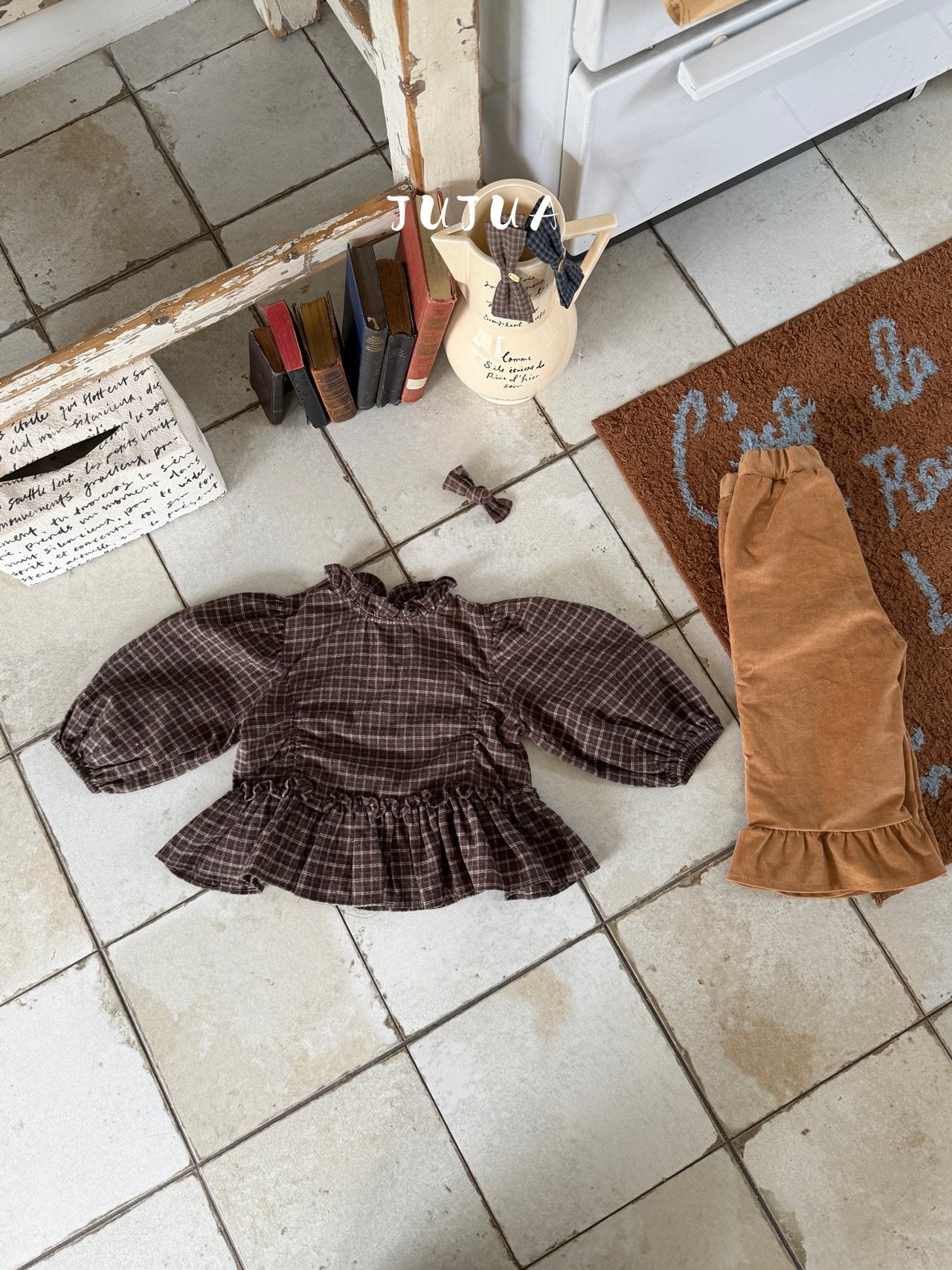 ［jujua］Corduroy frill pants