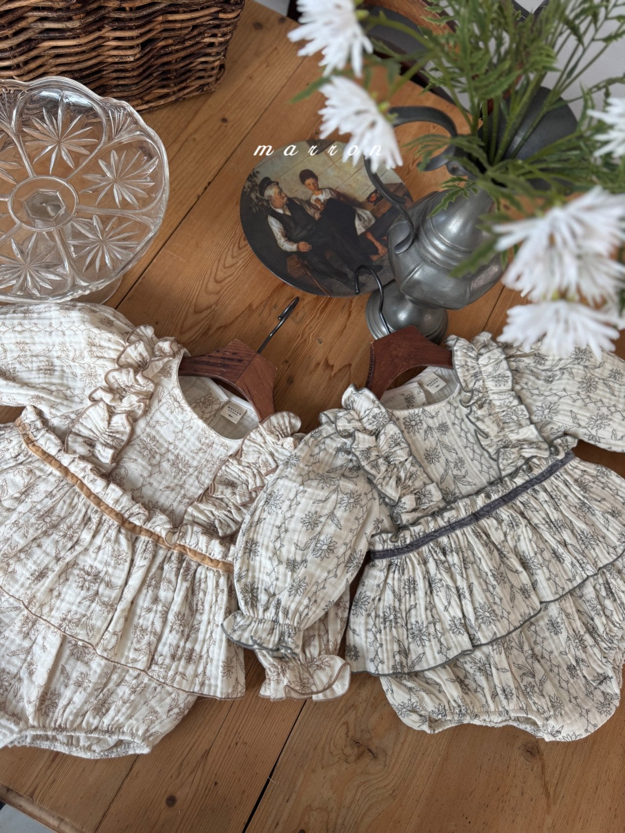 ［marron］Post flower rompers