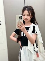 ［comma］1978 line tee