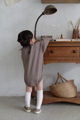 ［bebenine］Cain Pony Rompers