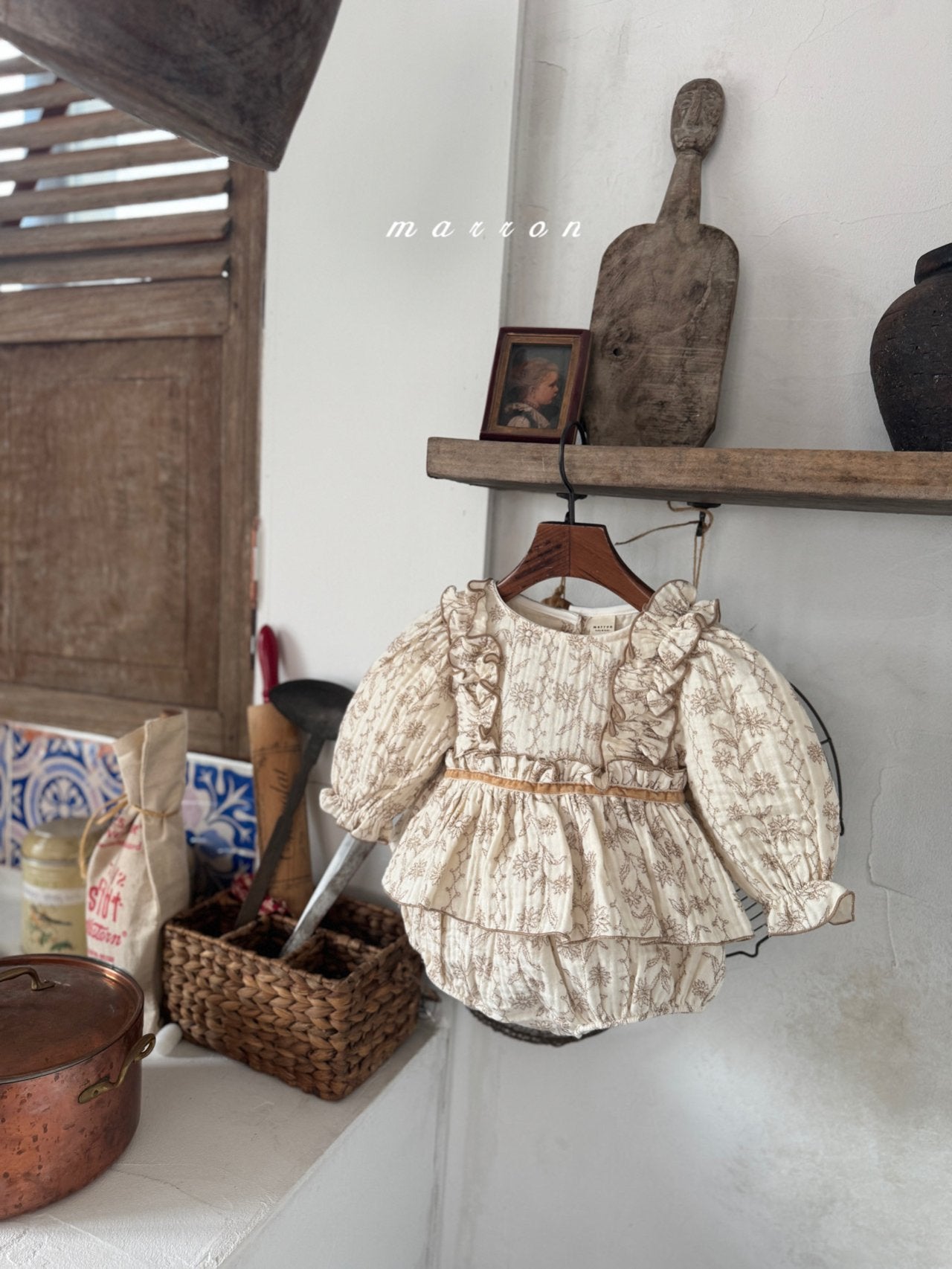 ［marron］Post flower rompers