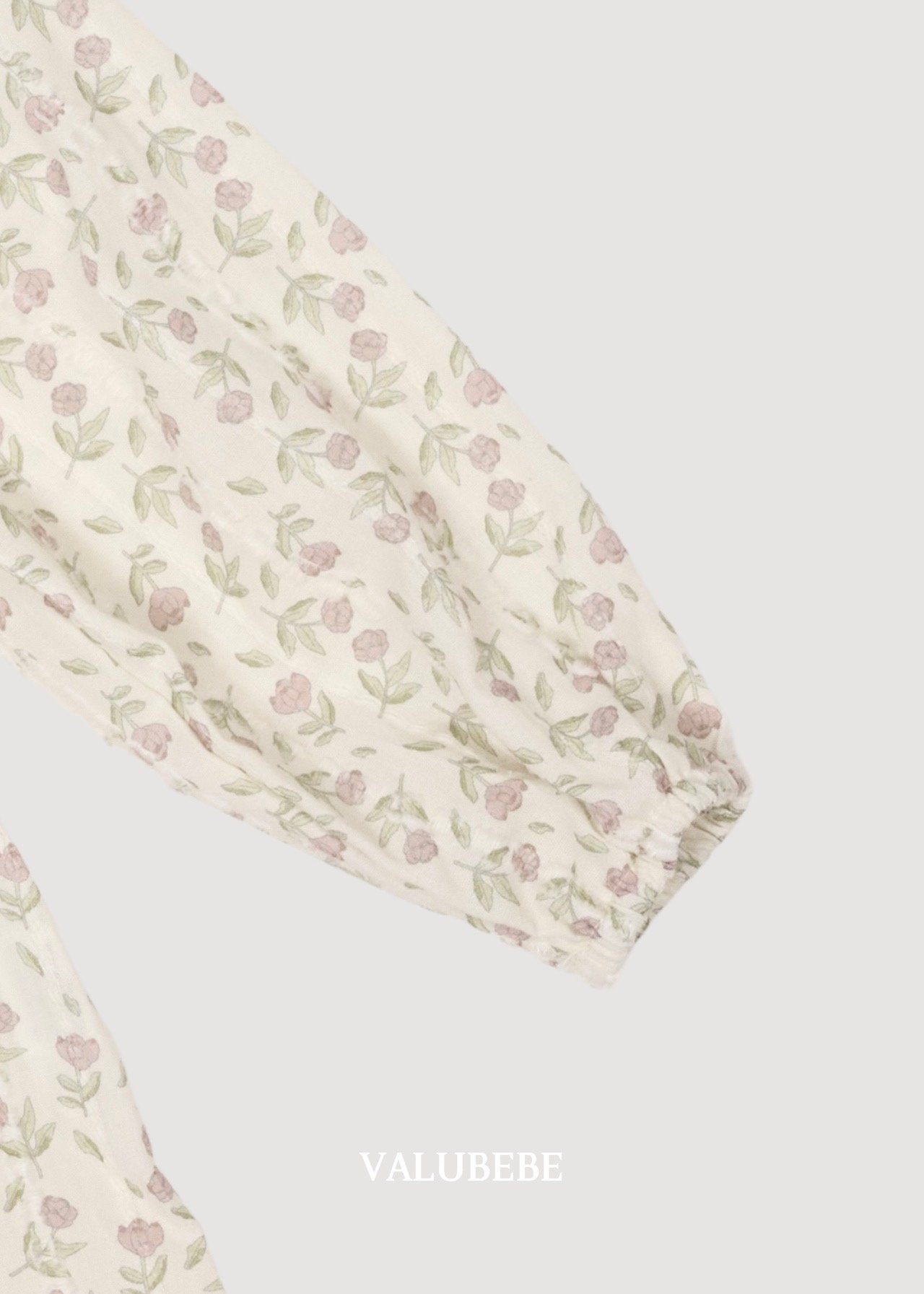 ［valubebe］Flower square one-piece