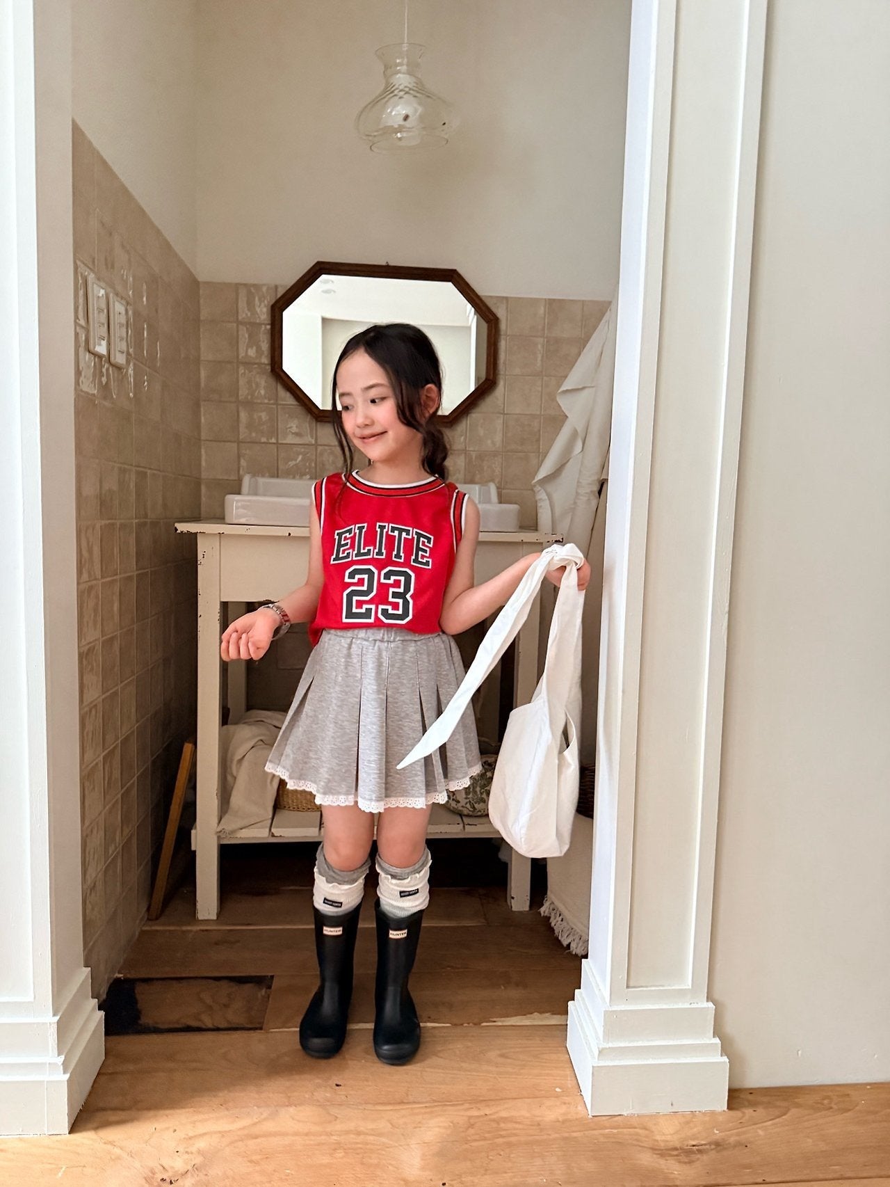 ［comma］Lace pleats skirt