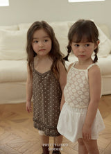 ［LINDO］Flower sheer sleeveless tops