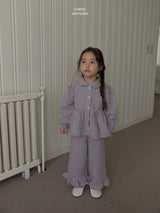 ［LINDO］Sweet check blouse