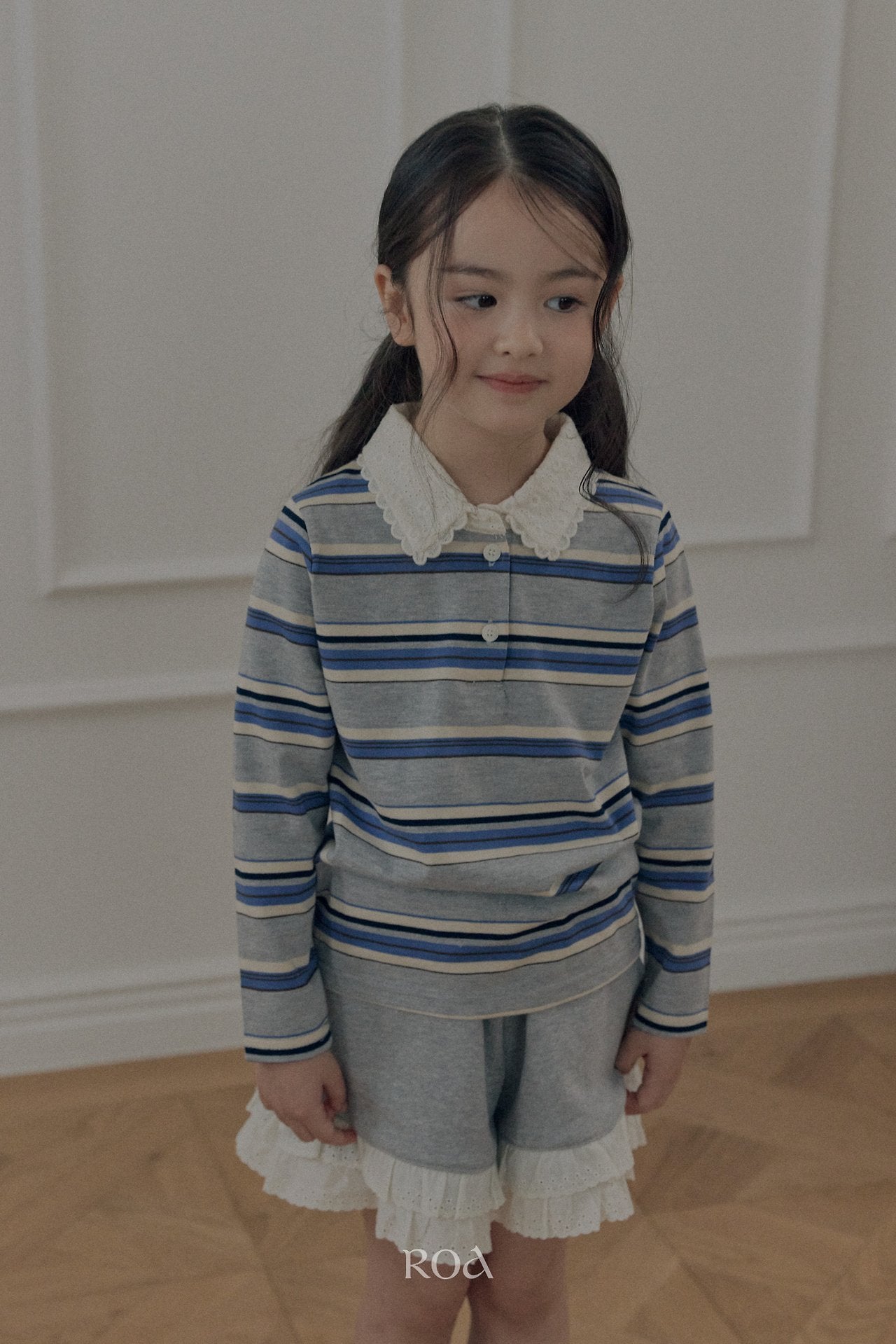 ［ROA］La Vie En Collar Tee