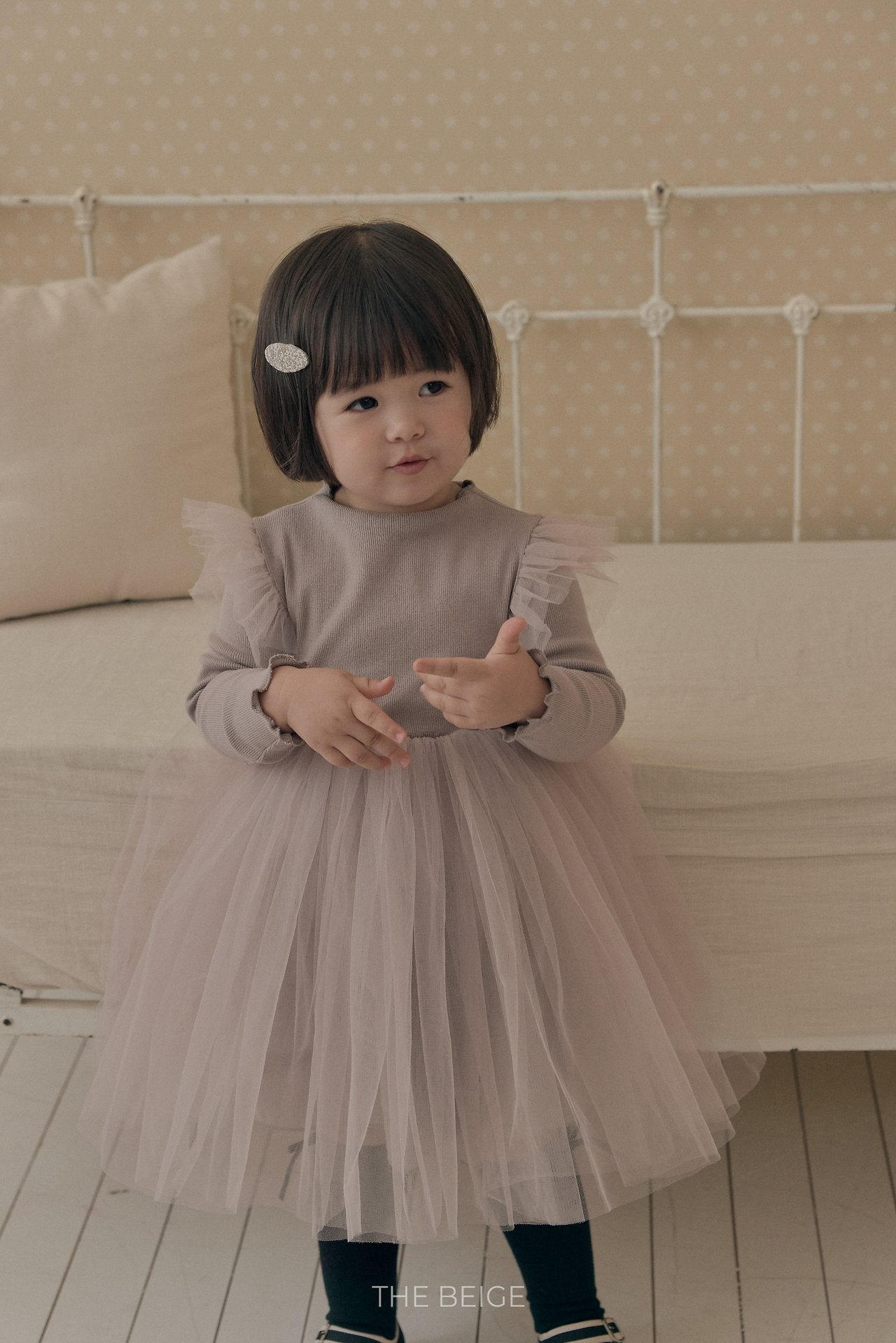 ［The beige］Ribbed Tulle Dress