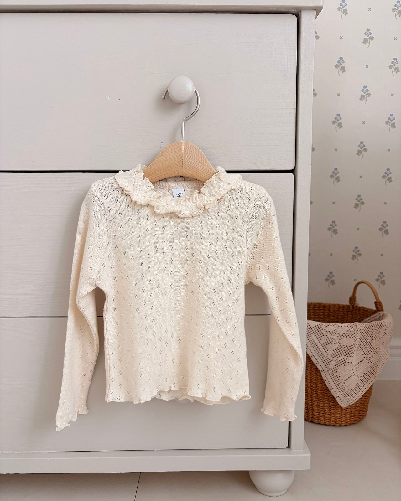 ［momo ann］Eyelet tee