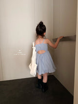 ［comma］Check back open one-piece