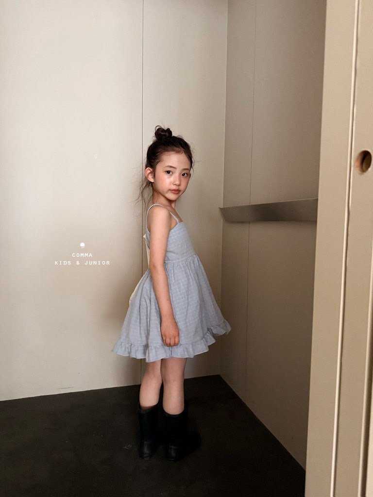 ［comma］Check back open one-piece