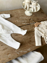 ［monbebe］Frill cozy newborn suit