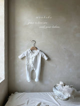 ［monbebe］Frill cozy newborn suit