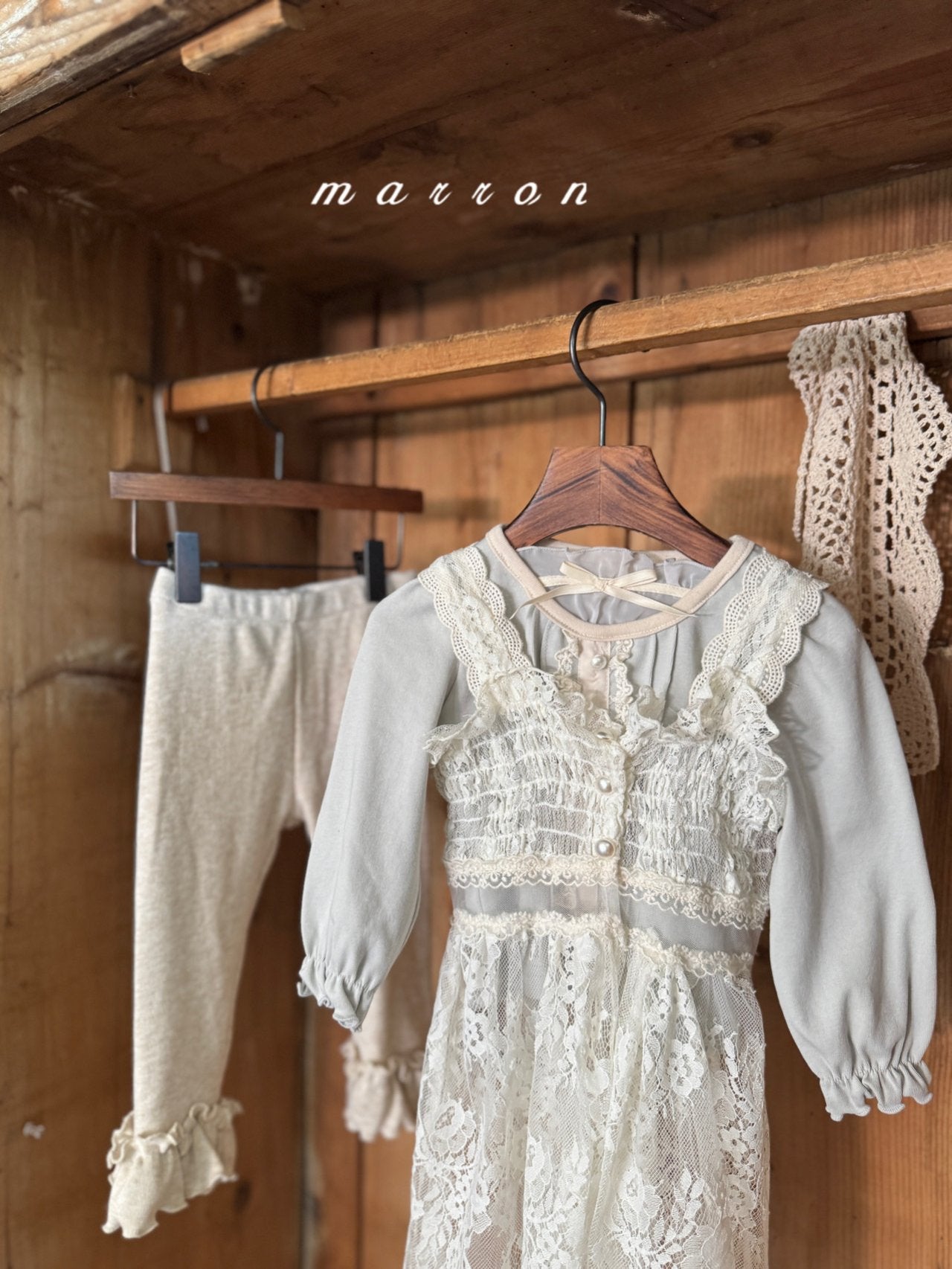 ［marron］Sellin one-piece