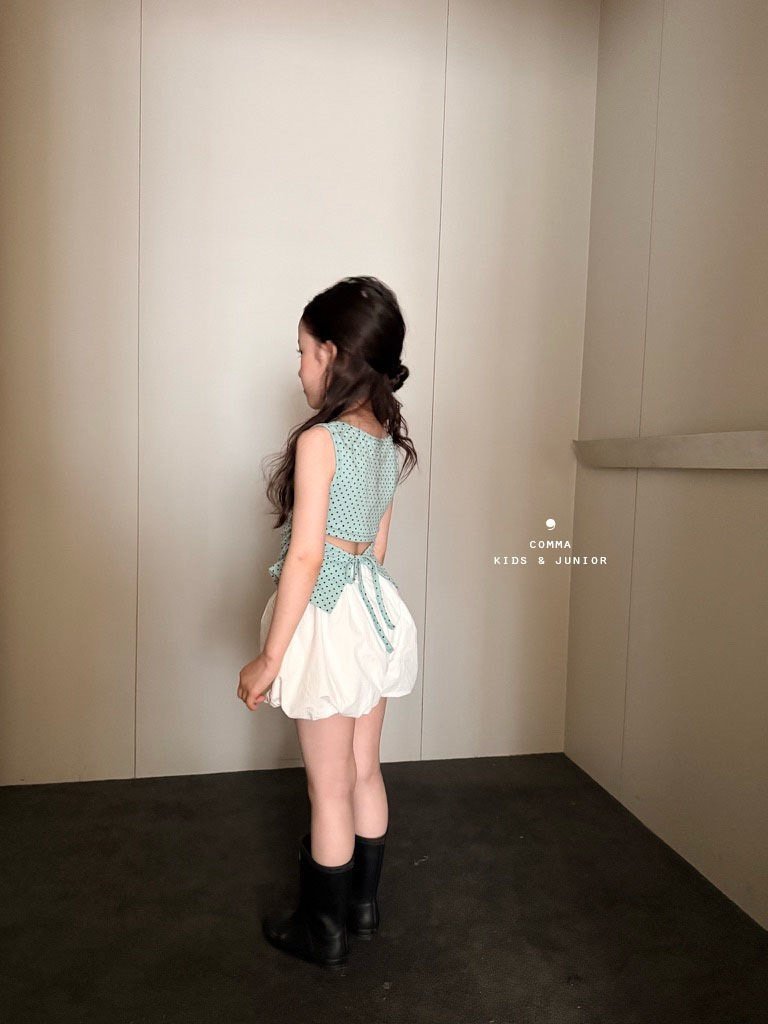 ［comma］Back open dot tee