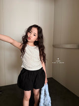 ［comma］Back open dot tee