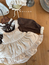 ［marron］Quilting frill rompers