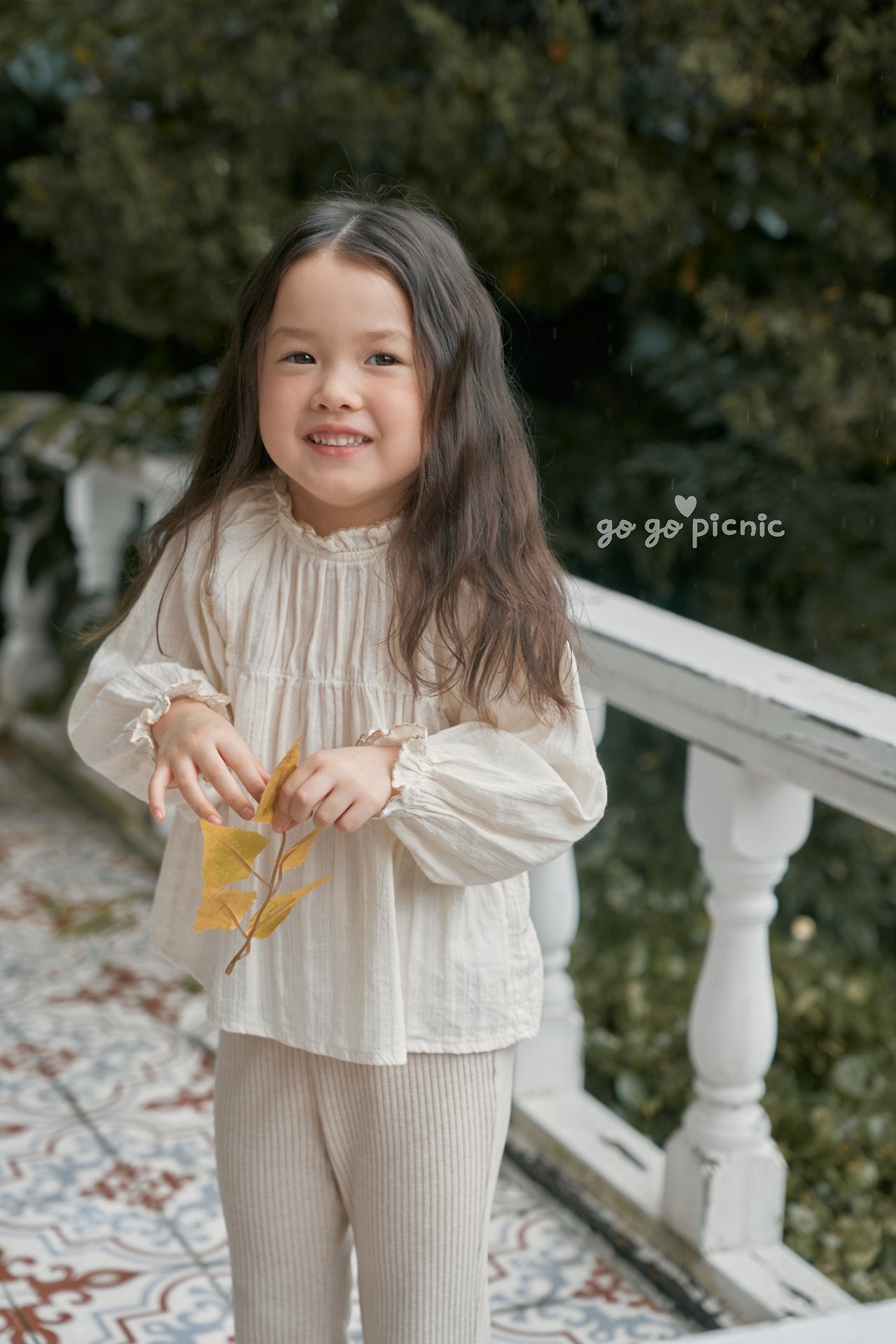 ［gogo picnic］Lena frill tuck blouse