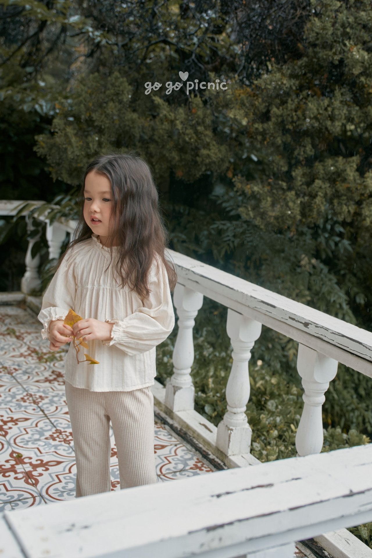 ［gogo picnic］Lena frill tuck blouse