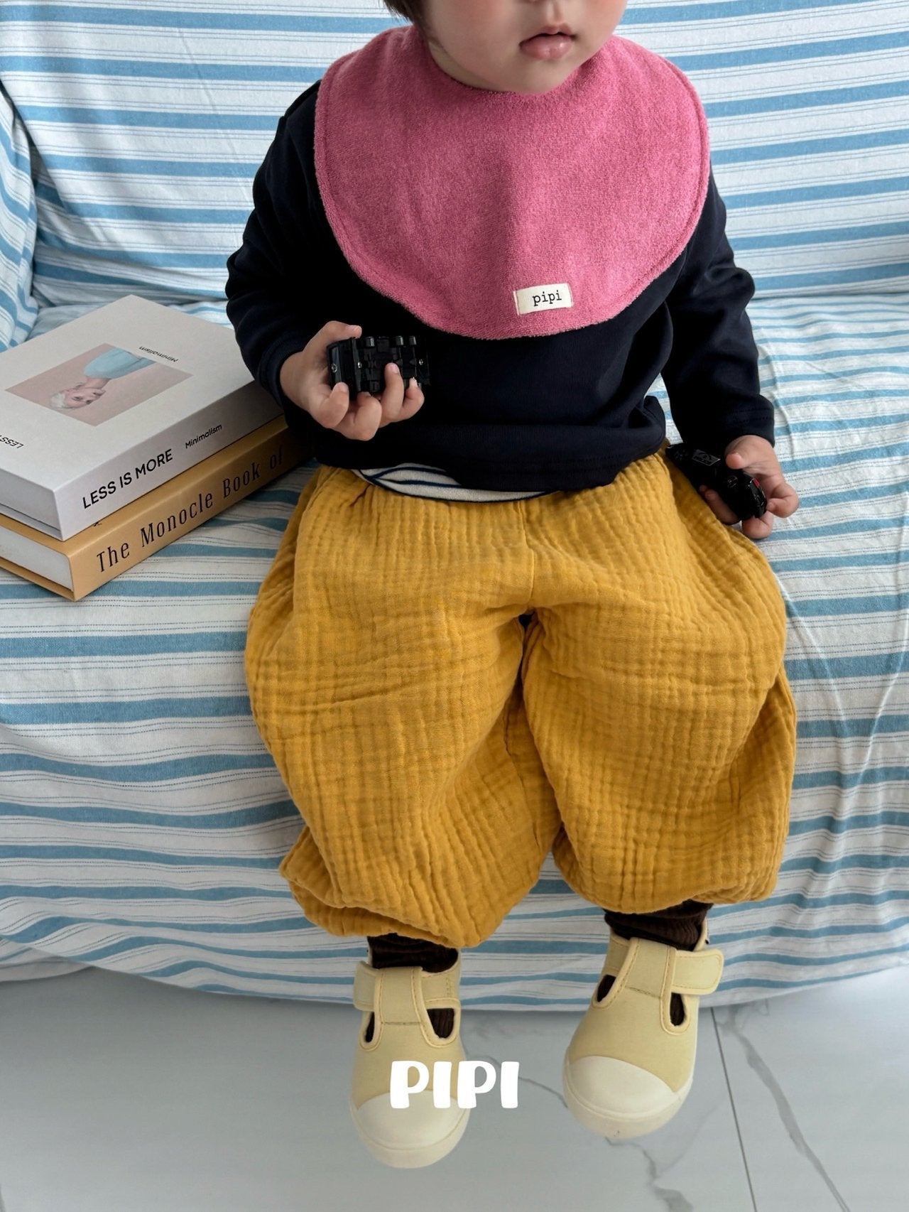 ［pipi］Pipi bib