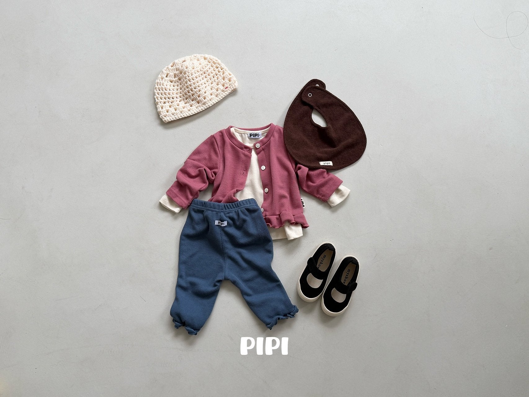 ［pipi］Pipi bib