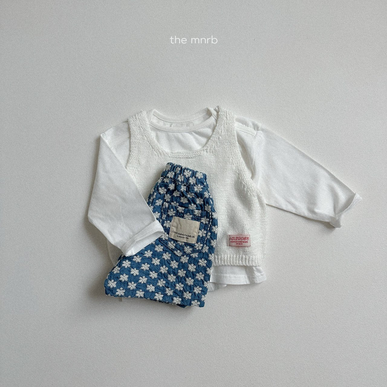 [minirobe] Square-neck knit vest