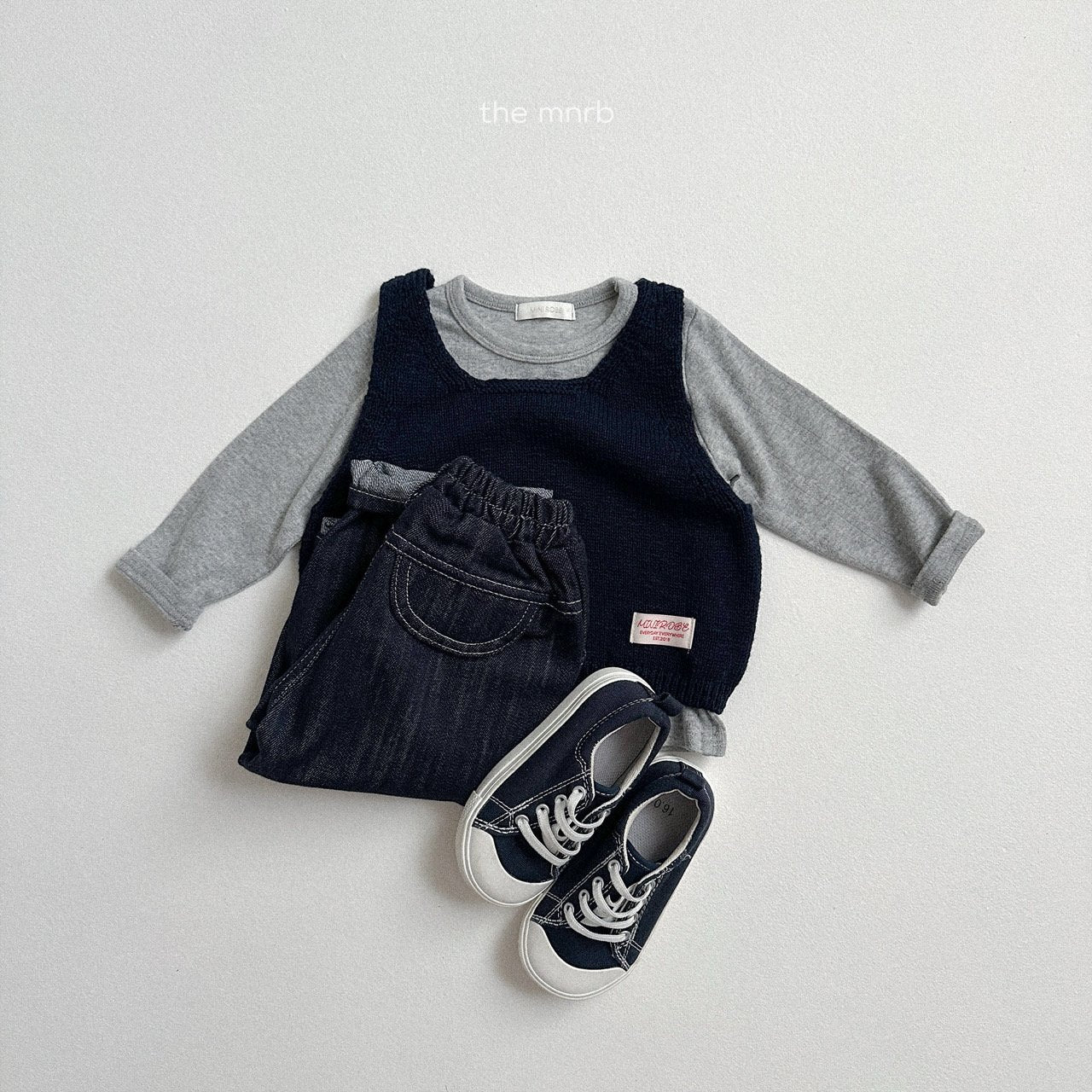 [minirobe] Eyelet round tee