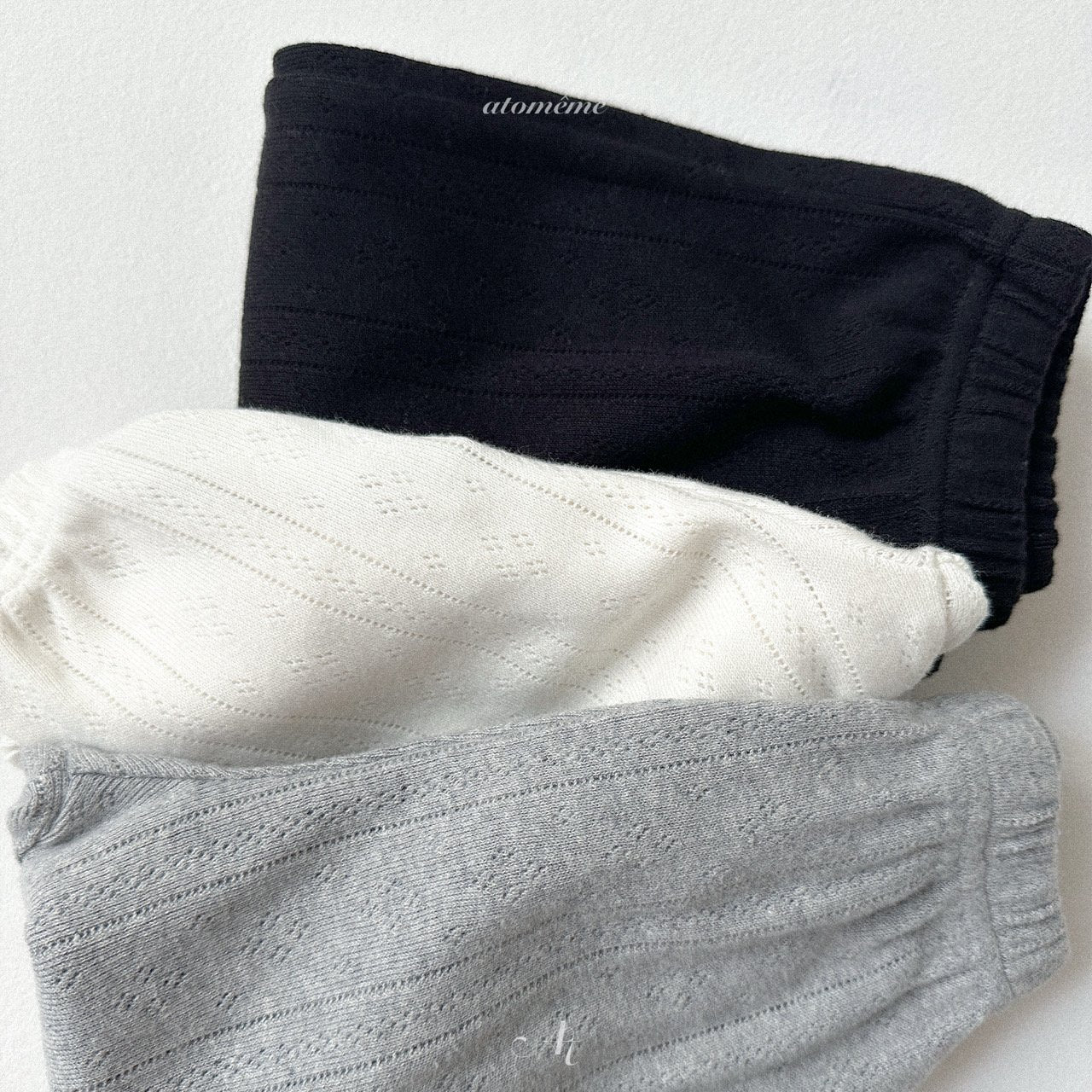 [atomeme] Oh eyelet pants