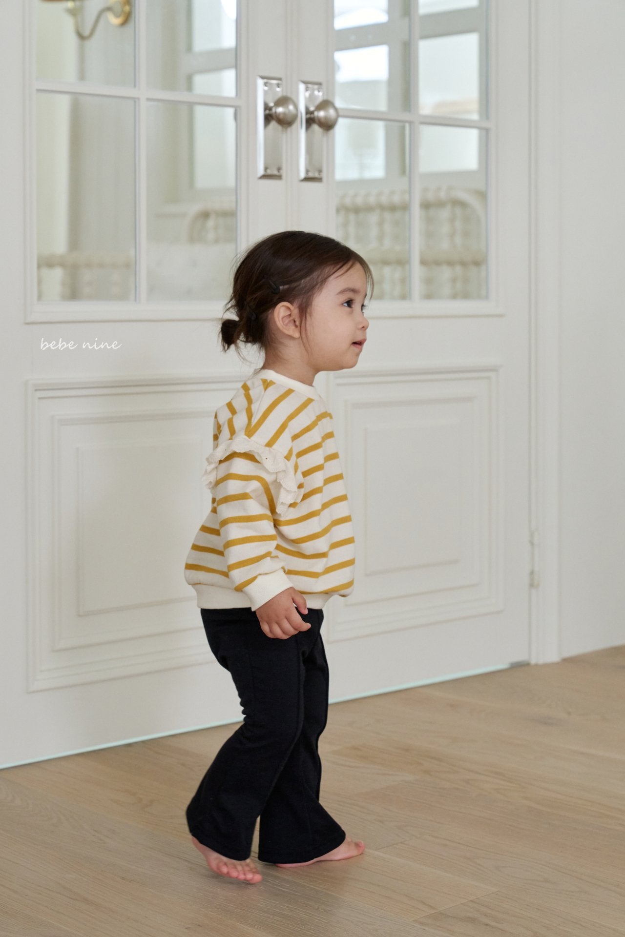 ［bebenine］Bonnie Frill Sweatshirt