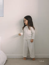 ［MELMEL］Sunday flower setup