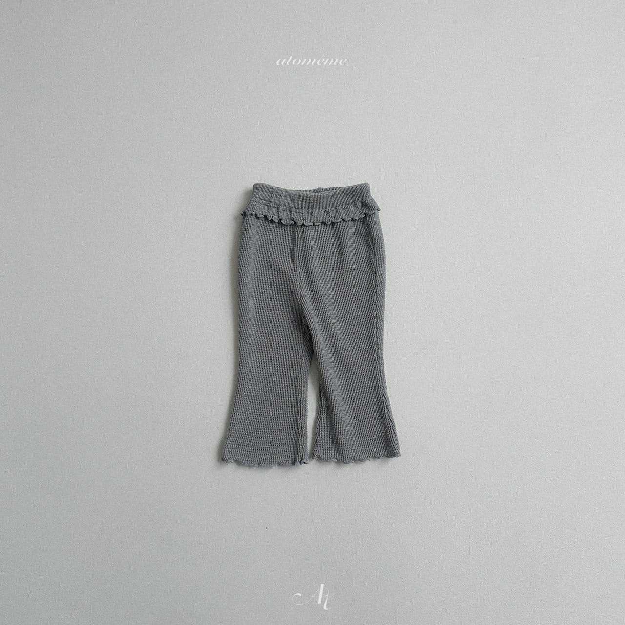 [atomeme] Shue pants